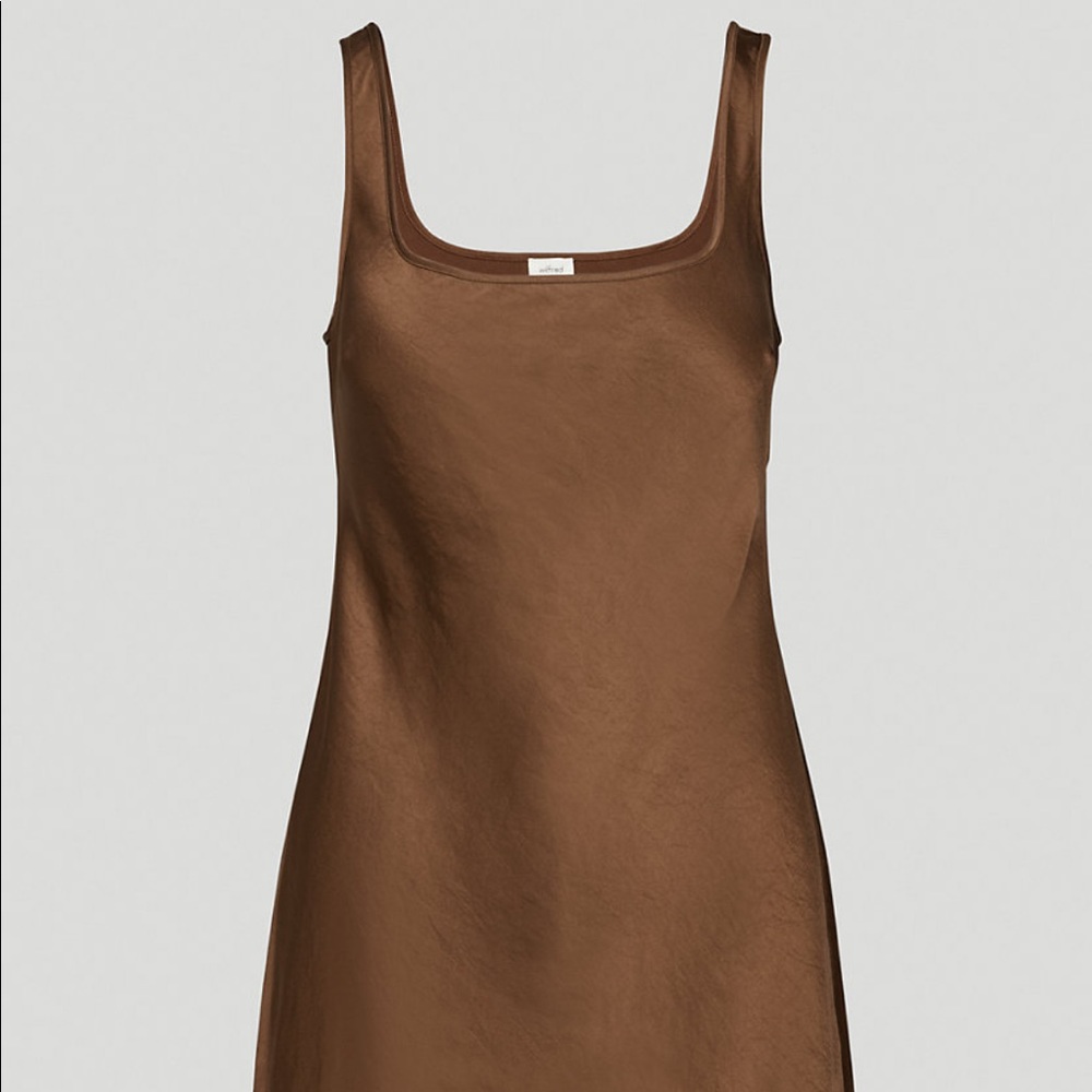 NWT Aritzia Tryst Dress
